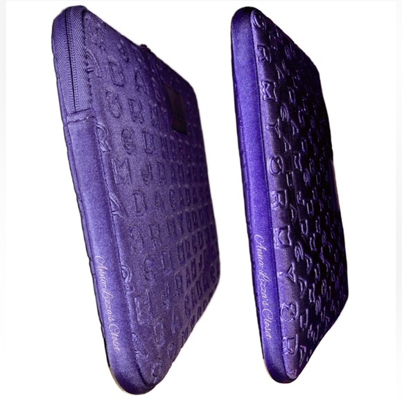 MARC by Marc Jacobs Neoprene Laptop Sleeve - Picture 4 of 9